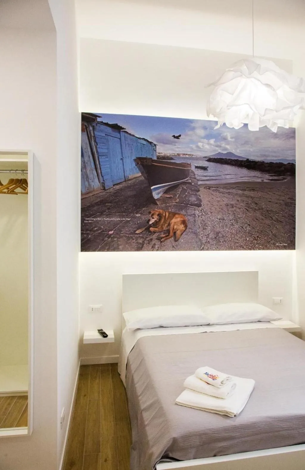 Room, Napolinn B&B, Naples
