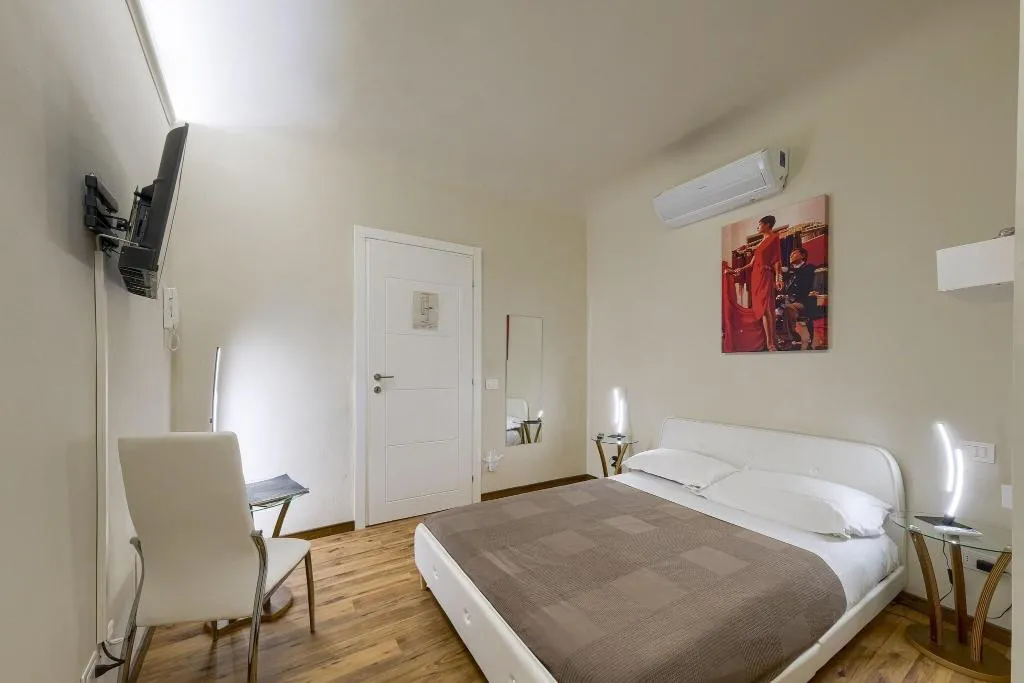DOUBLE EXECUTIVE Room, Home Boutique Santa Maria Novella, Florence