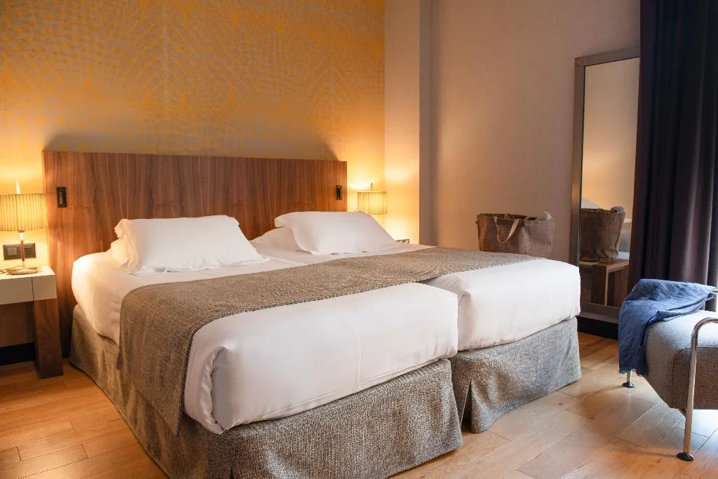 TWIN TWO BEDS Room, Villa Emilia, Barcelona