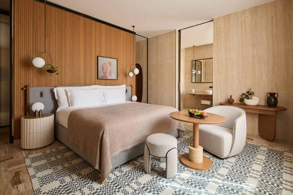 SUITE TWO KING BEDS Room, Six Senses Rome, Rome