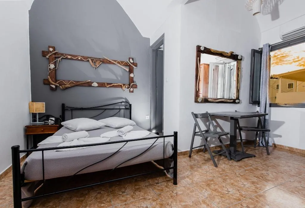Room, Villa Toula, Santorini