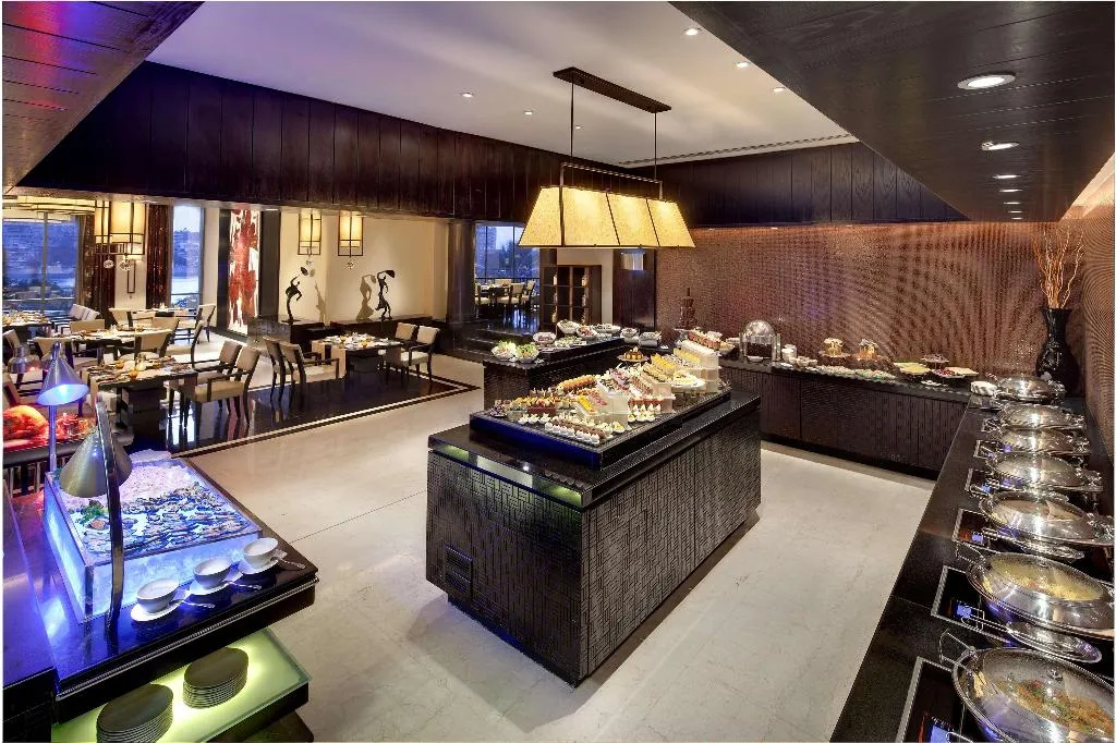 Restaurant, Fairmont Nile City, Cairo