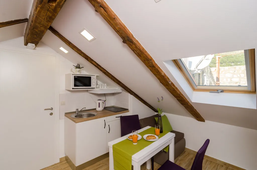 STUDIO SIDE SEA VIEW Room, Lavender Garden Apartments, Dubrovnik