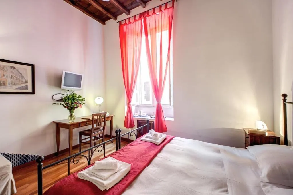 Room, Nova Domizia, Rome