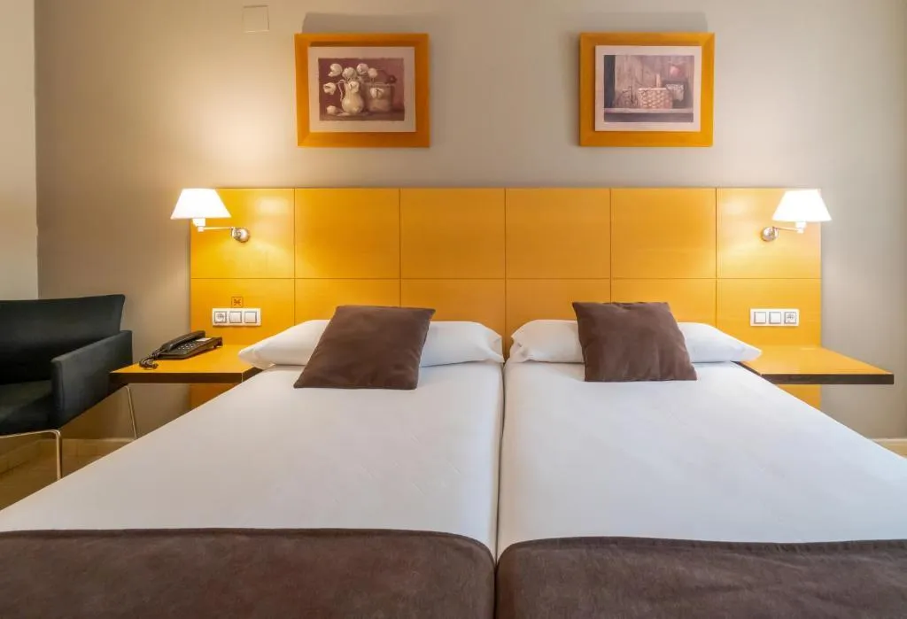TWIN STANDARD Room, La City, Costa Blanca