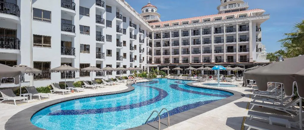 Pool, Blue Marlin Deluxe Spa Resort, Antalya