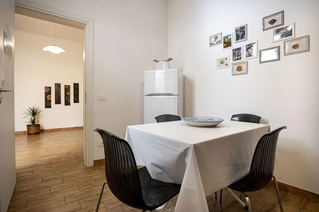Room, Trapani Home, Palermo