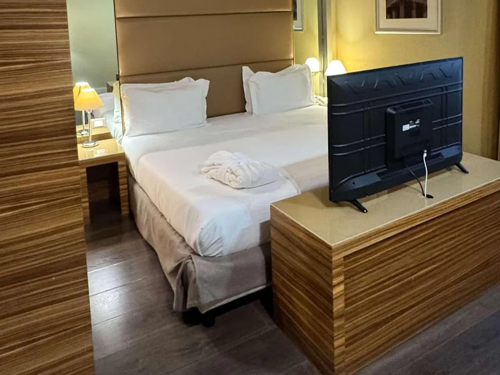 Room, Mercure Roma Centro St. John, Naples