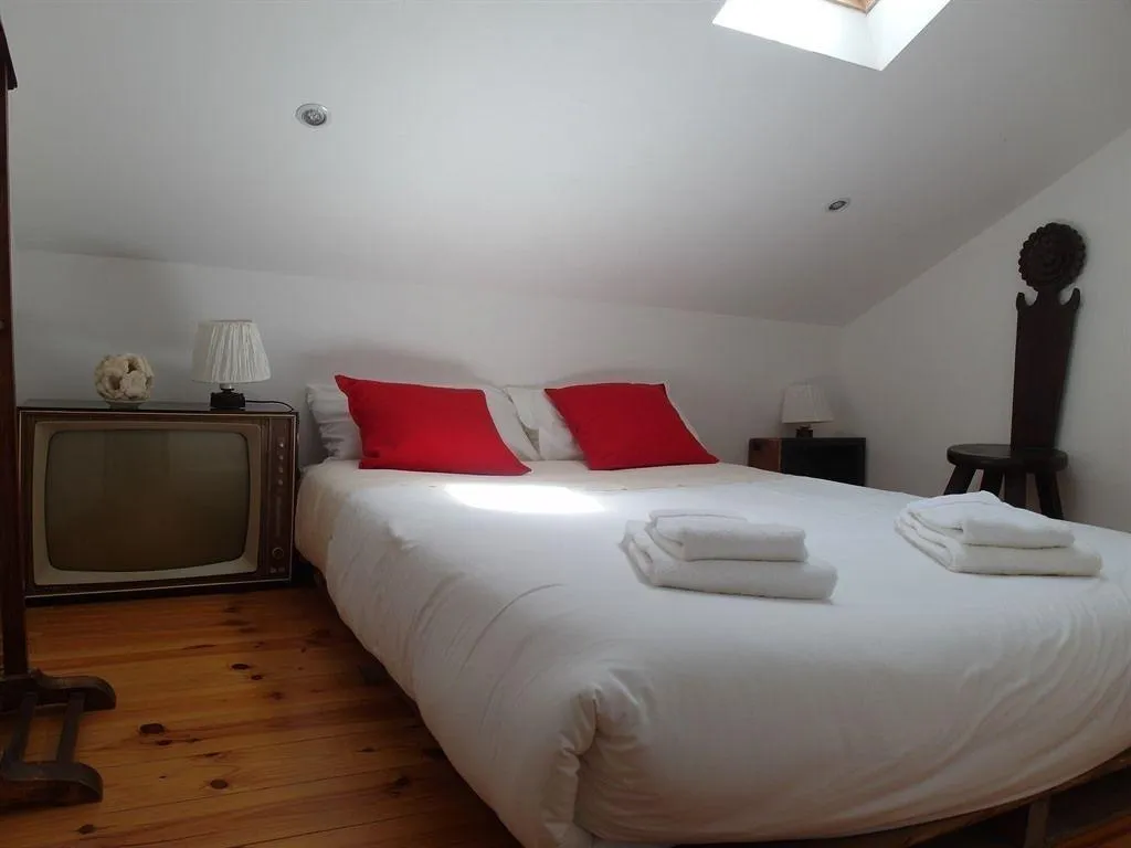 Room, Santosweethome 1, Lisbon