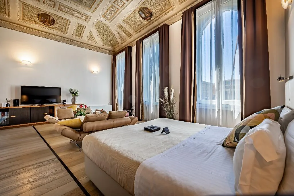 SUITE PRESTIGE Room, Palazzo Alfieri, Florence