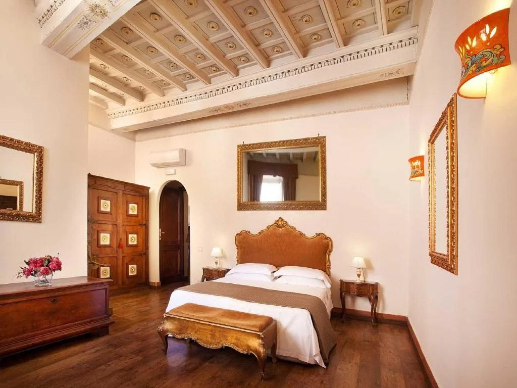 SUITE STANDARD Room, Pantheon Inn, Rome