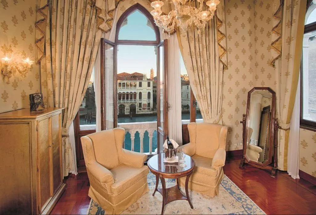 Room, Palazzo Stern, Venice
