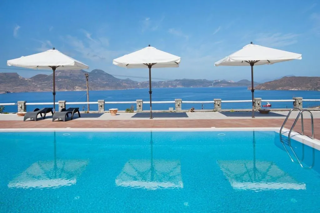 Pool, Miland Suites, Santorini
