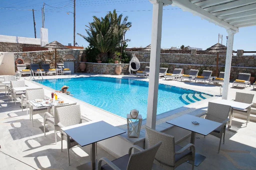 Pool, Domna, Mykonos