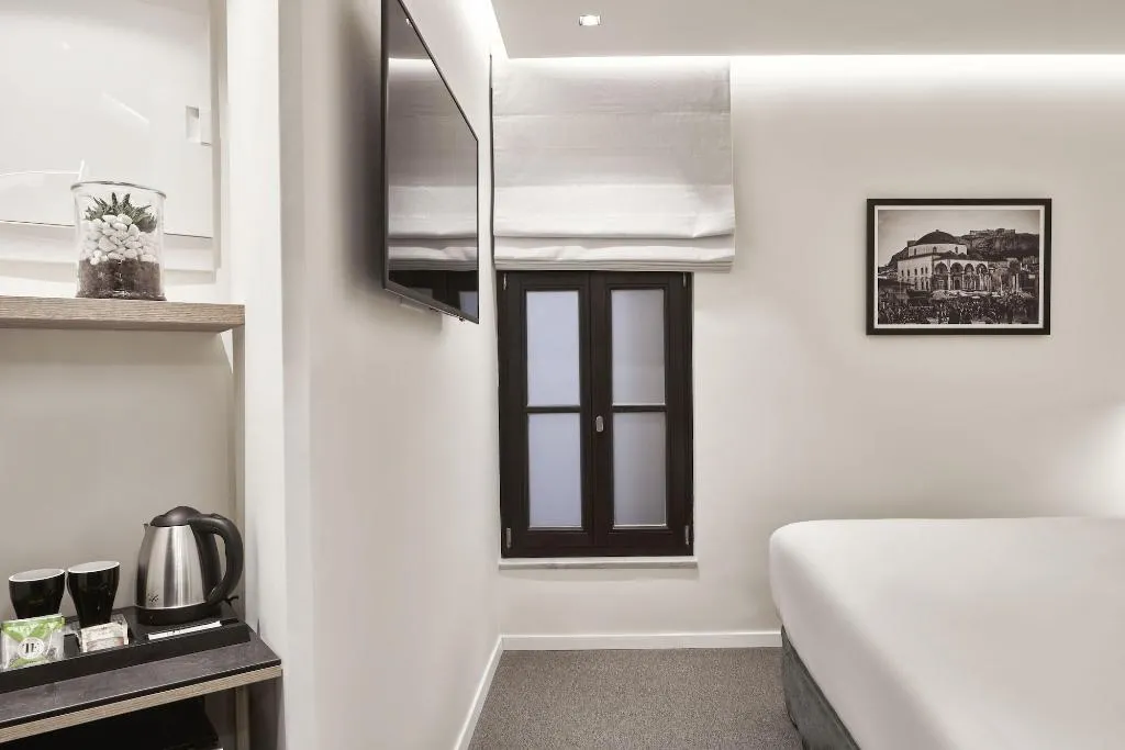 Room, NLH Monastiraki, Athens