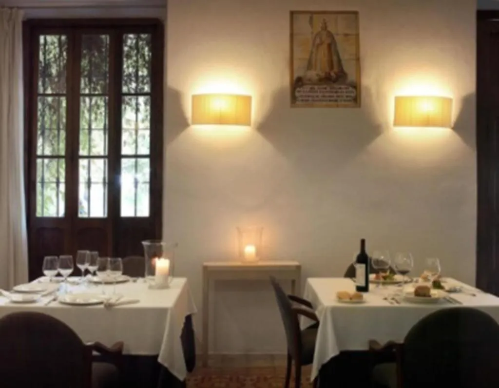 Restaurant, Mont-Sant, Valencia