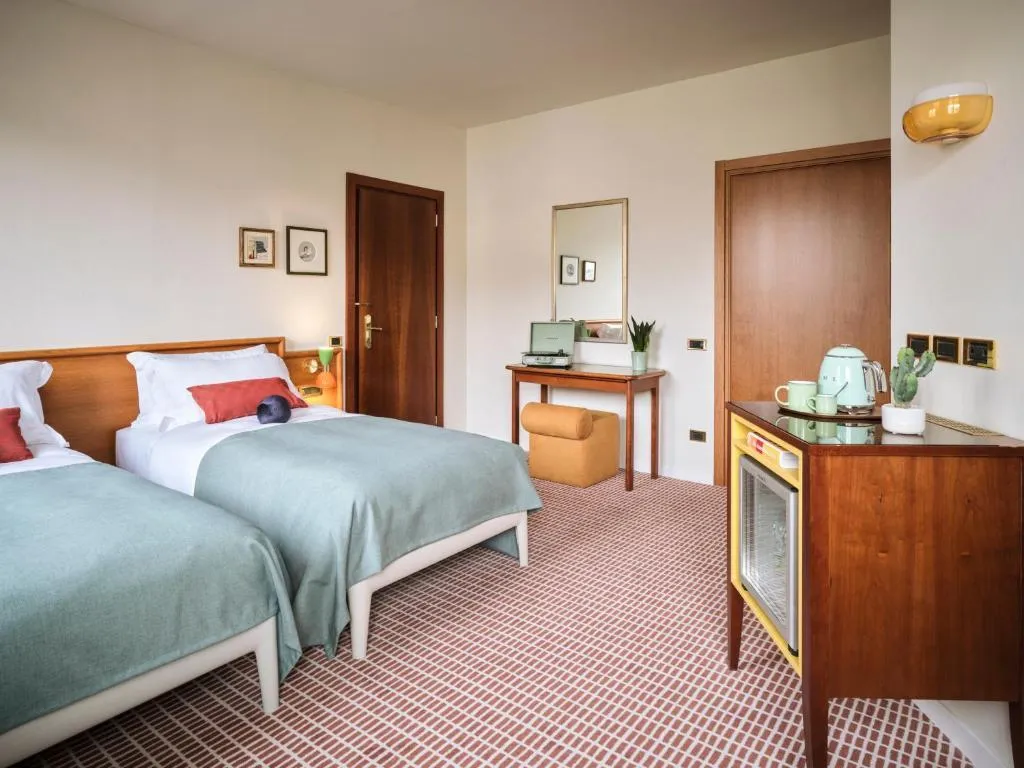 DOUBLE DELUXE Room, Max Brown Missori part of Sircle Collection, Milan