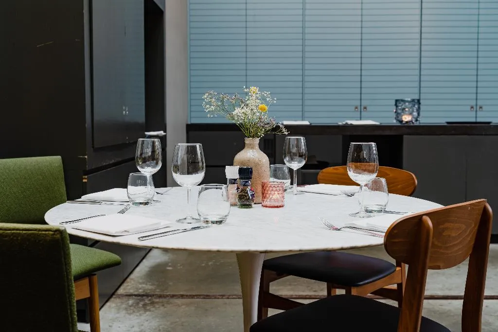 Restaurant, Hotel De Hallen, Amsterdam