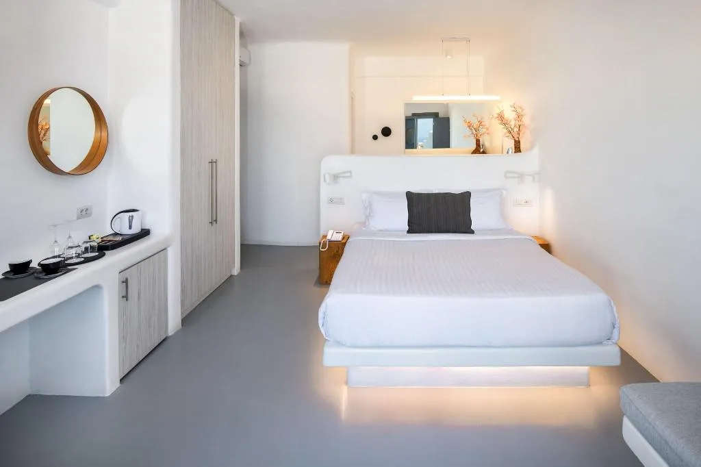 Room, Alunia Incognito Suites, Santorini