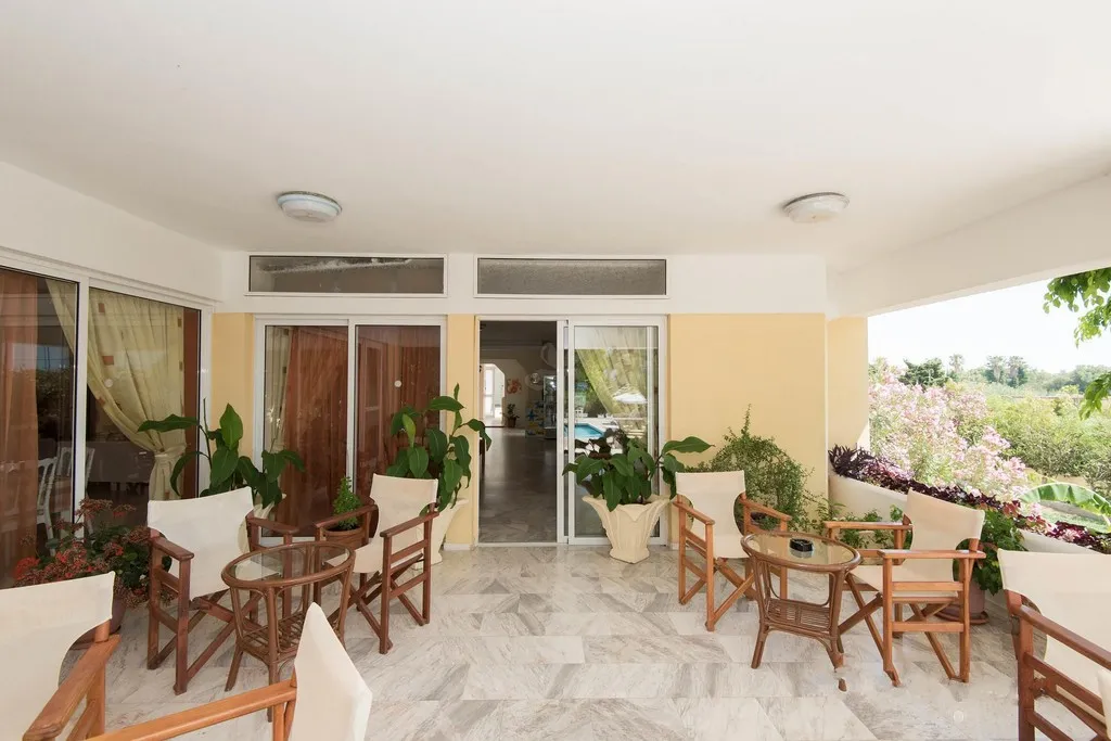 Terrace, Leonidas Hotel And Studios, Kos