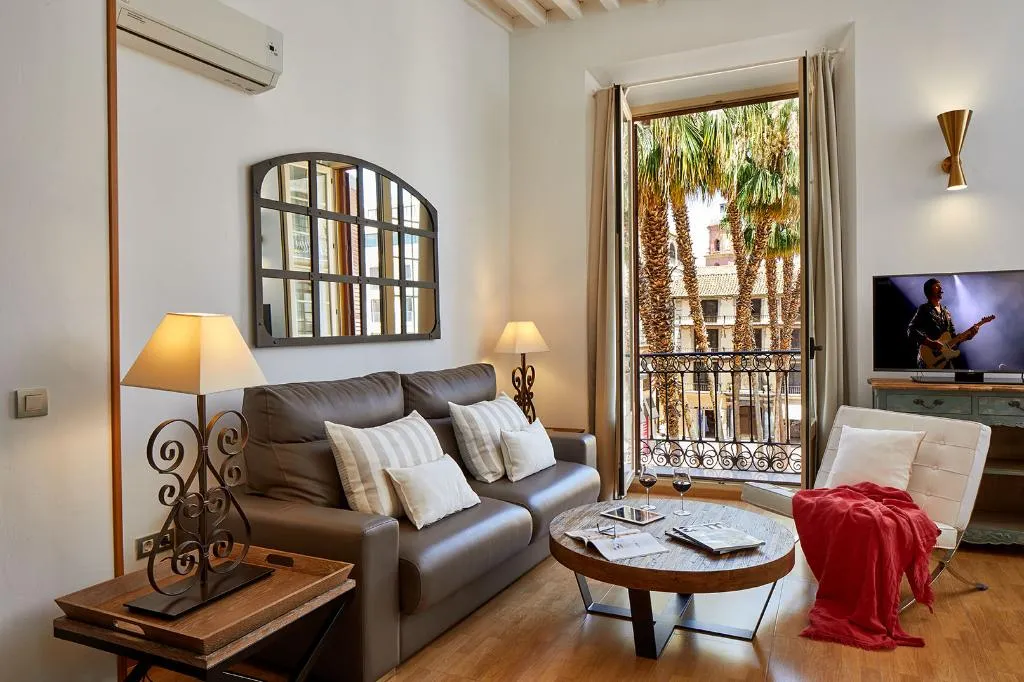 APARTMENT WITH BALCONY Room, Lodgingmalaga Plaza de la Constitucion, Costa Del Sol