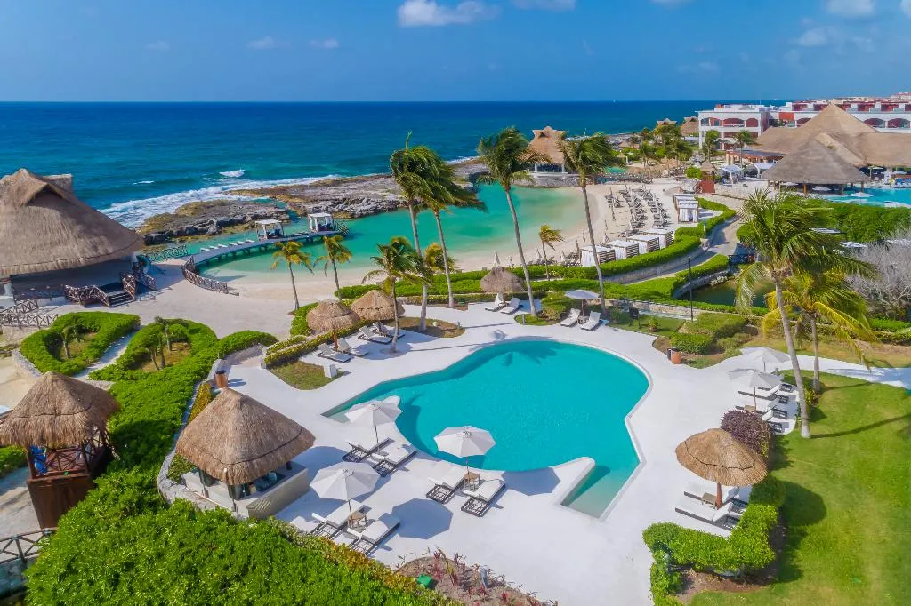 Pool, Hard Rock Hotel Riviera Maya All Inclusive, Cancun Area