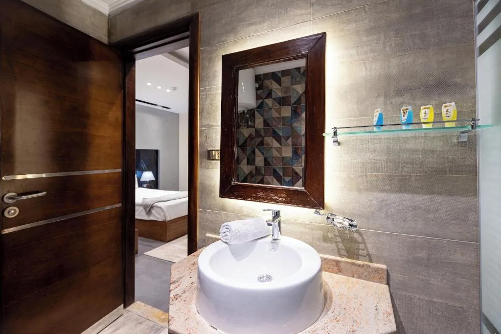 Room, Pyramids Yard Hotel, Cairo