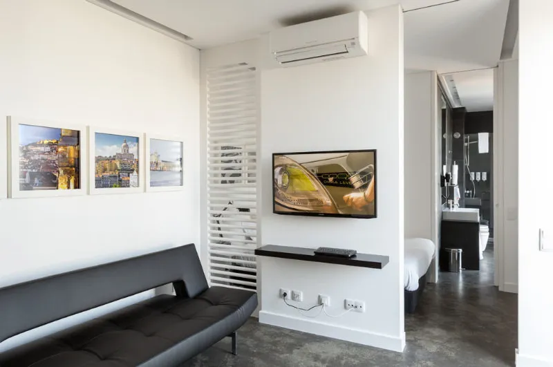 STUDIO RIVER VIEW Room, Hello Lisbon Santa Apolonia Apartments, Lisbon