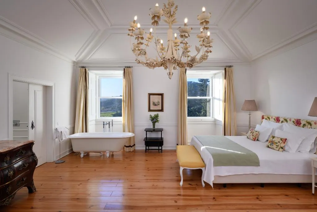Double or Twin STANDARD Room, Casa Palmela - Small Luxury Hotels & Villas, Lisbon