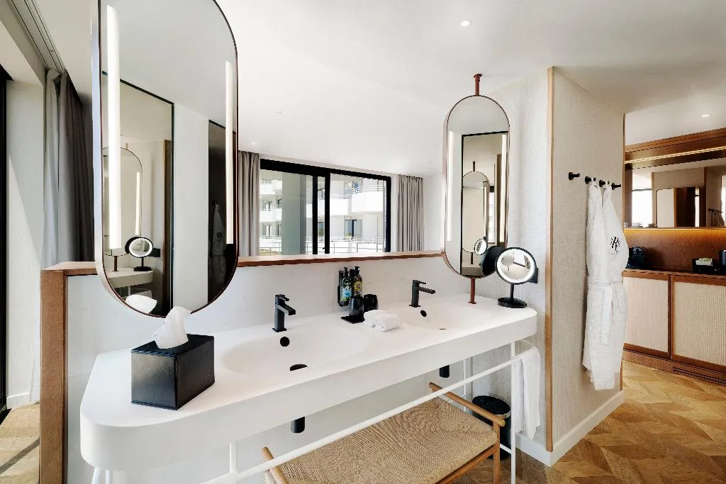 JUNIOR SUITE SEA VIEW Room, TRS Ibiza Hotel, Ibiza