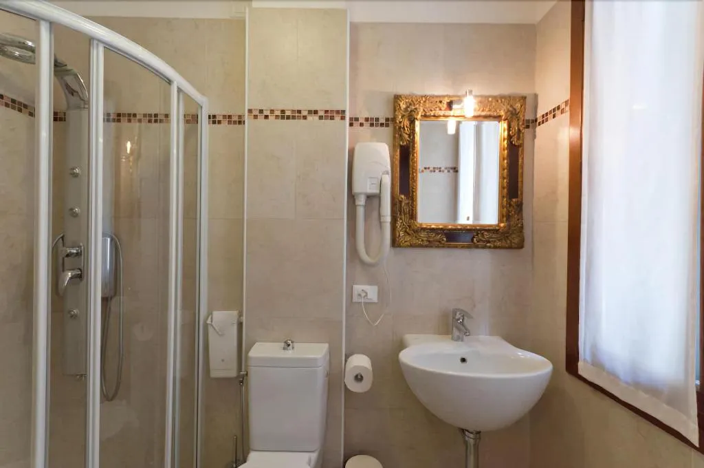 Room, Albergo Marin, Venice