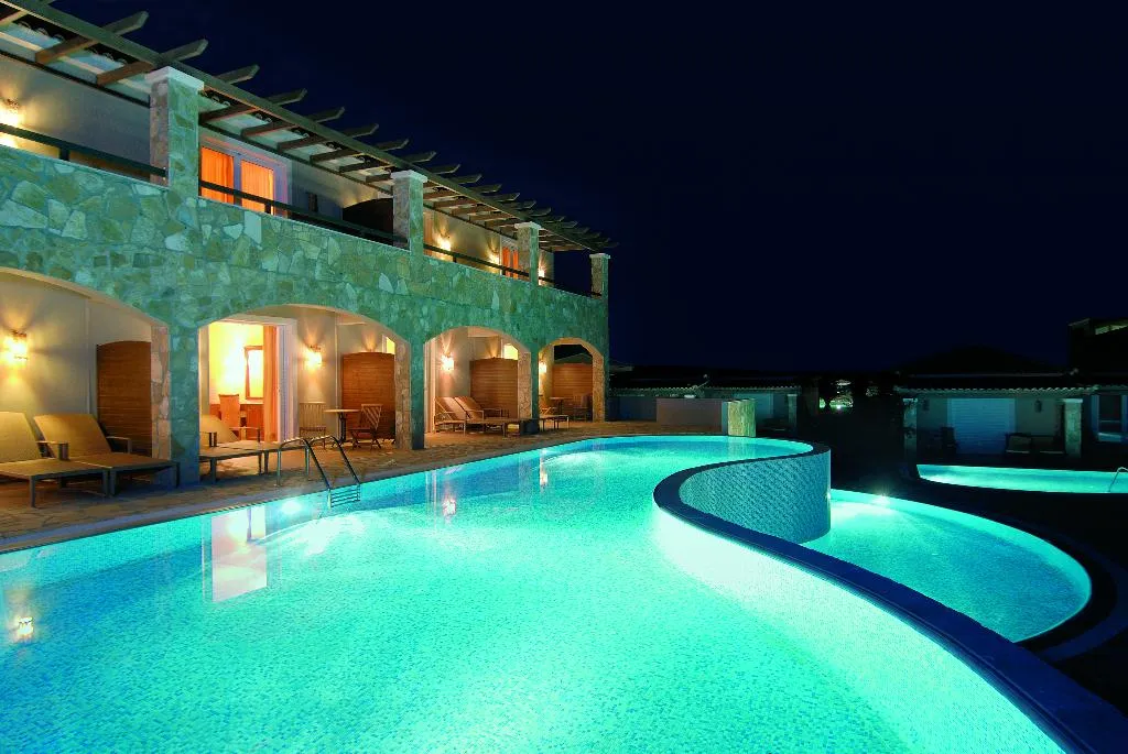 BUNGALOW DELUXE Room, Olympia Golden Beach Resort & Spa, Athens