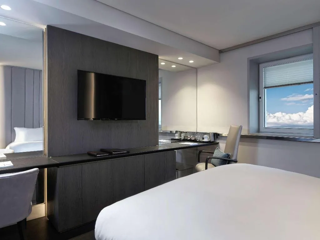 DOUBLE LUXURY Room, Sofitel Athens Airport, Athens