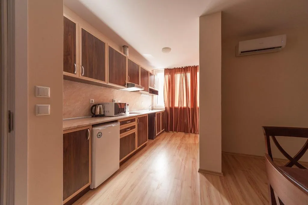 Room, Roel Residence Apartments, Bourgas