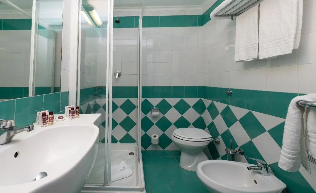 QUADRUPLE STANDARD Room, Hotel Portamaggiore, Rome