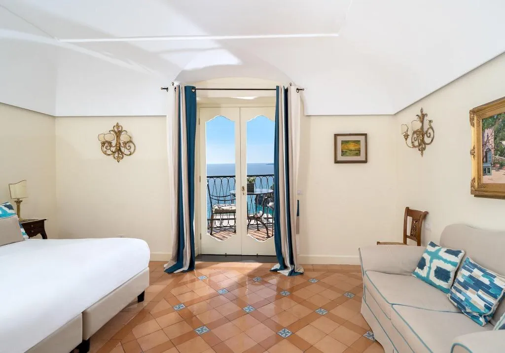DOUBLE SUPERIOR SEA VIEW Room, Punta Regina, Naples