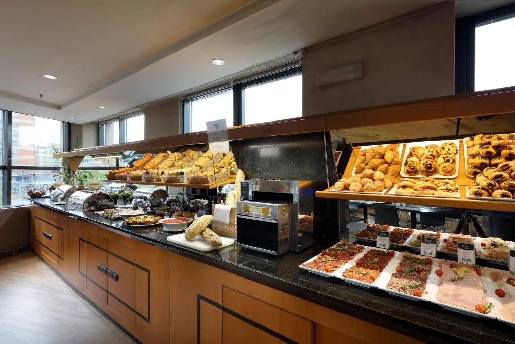 Restaurant, Exe Plaza, Madrid