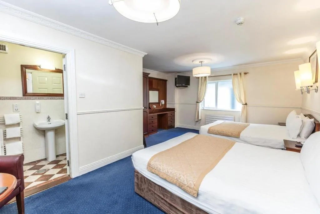 Room, The Lansdowne Hotel, Dublin
