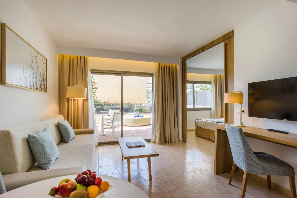 APARTMENT STANDARD Room, Zafiro Palmanova, Majorca