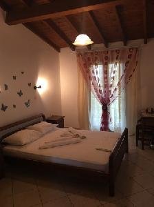 Alekos Pension, Samos