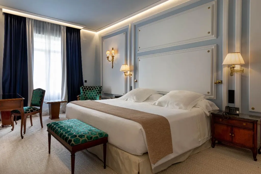 DOUBLE SUPERIOR Room, Wellington Hotel & Spa Madrid, Madrid