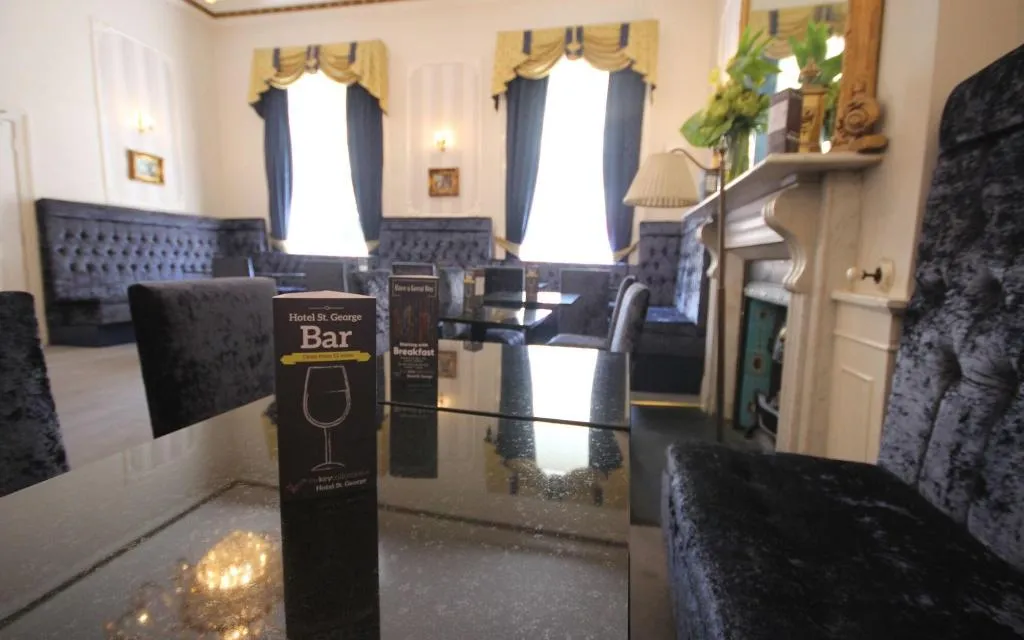 Bar, Hotel St George by Nina, Dublin