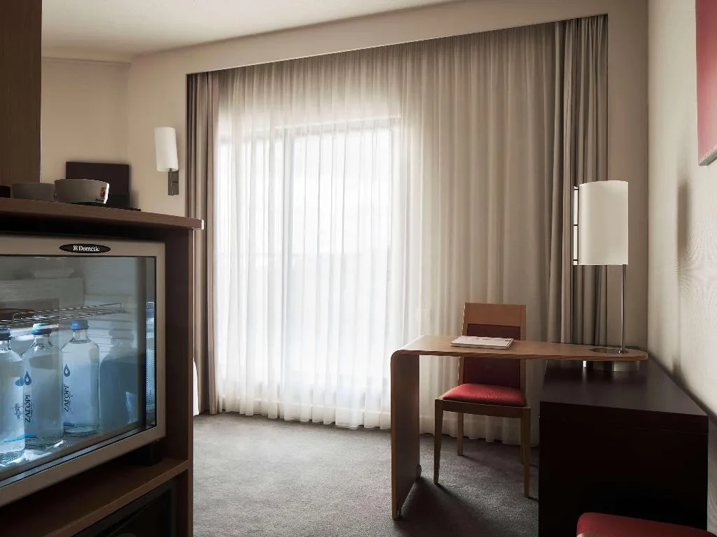 Room, Novotel Athenes, Athens