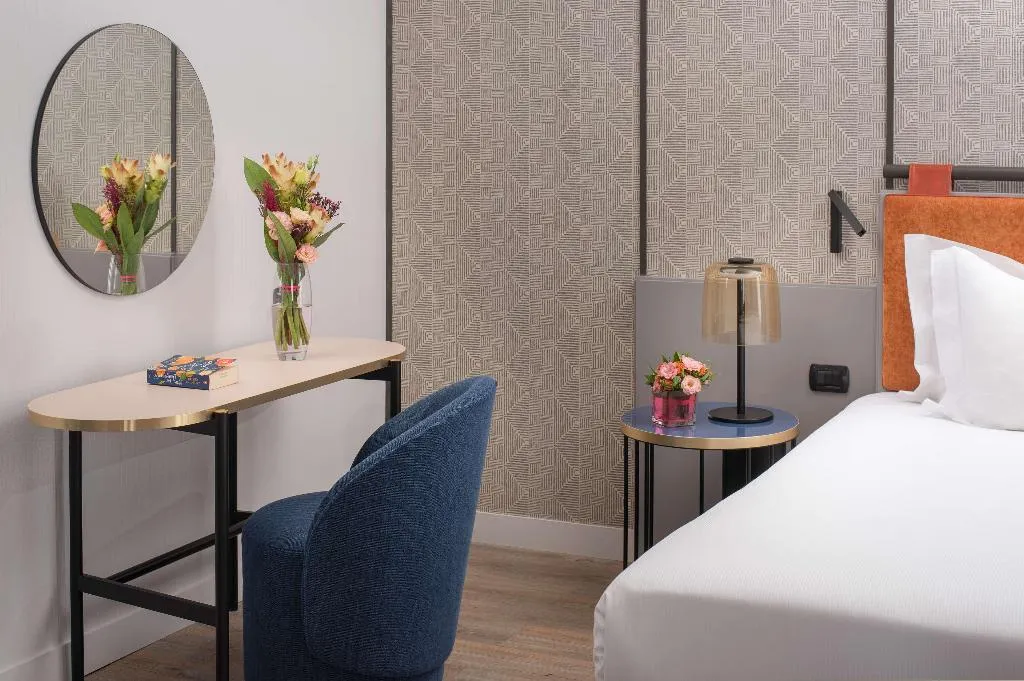 JUNIOR SUITE STANDARD Room, NH Catania Centro, Catania