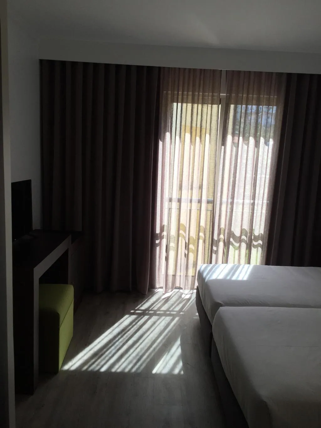 SINGLE MOUNTAIN VIEW Room, Euro Moniz, Madeira
