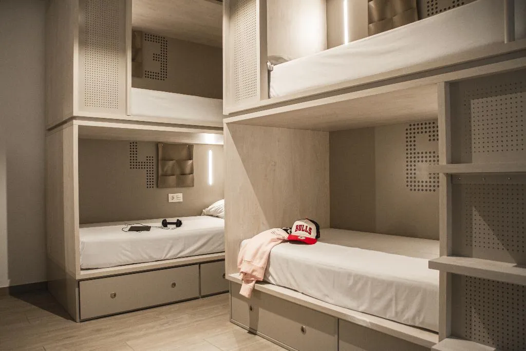 Bed in dormitory CAPACITY 6 Room, Room Salvador, Seville