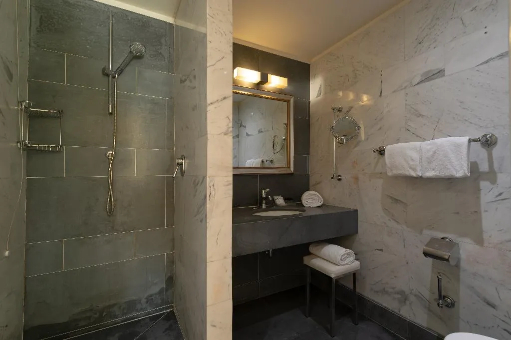 DOUBLE CLASSIC Room, Hotel Principe Torlonia, Rome