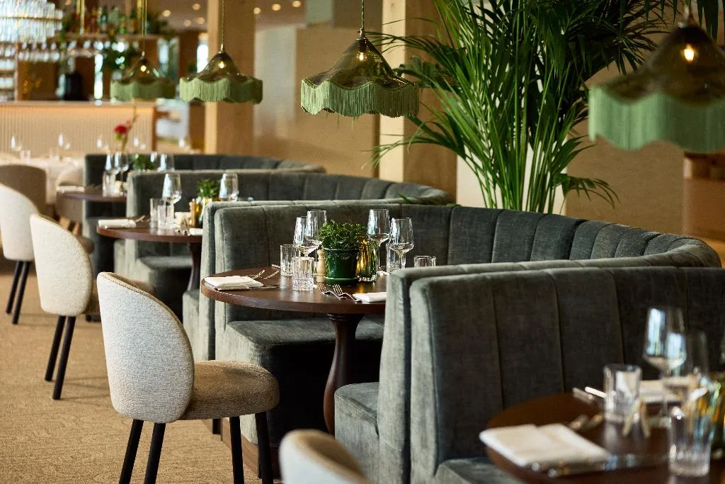 Restaurant, Van der Valk Hotel Volendam, Amsterdam