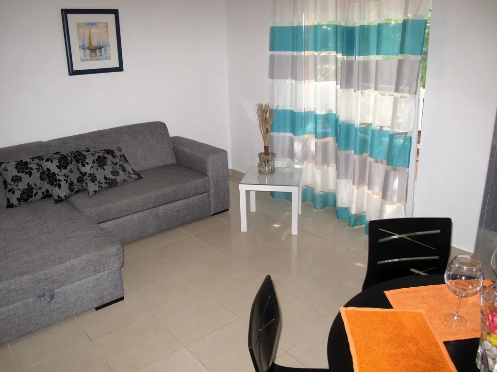 APARTMENT CAPACITY 4 Room, Apartments Mia, Split