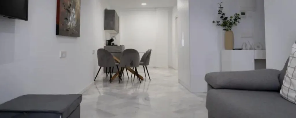 APARTMENT DELUXE WITH TERRACE Room, Catalina Suites Apartments Downtown 4*, Valencia
